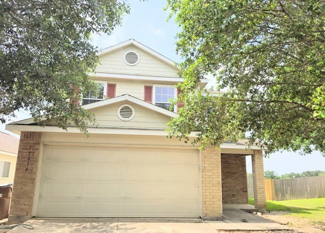 3-bedroom rental at 13014 Della Strada in San Antonio TX