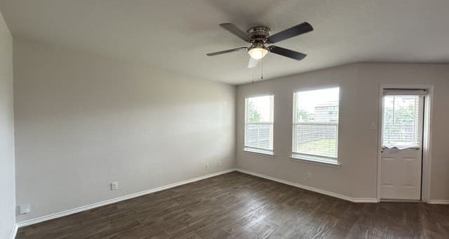 3-bedroom rental at 15418 Shortwing in San Antonio TX