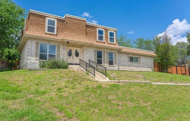 3-bedroom rental at 4515 Golf View Dr in San Antonio TX