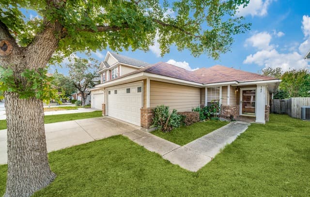 3-bedroom rental at 742 Sycamore Moon in San Antonio TX