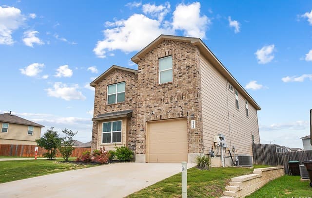 4-bedroom rental at 124 Winged Teal in San Antonio TX