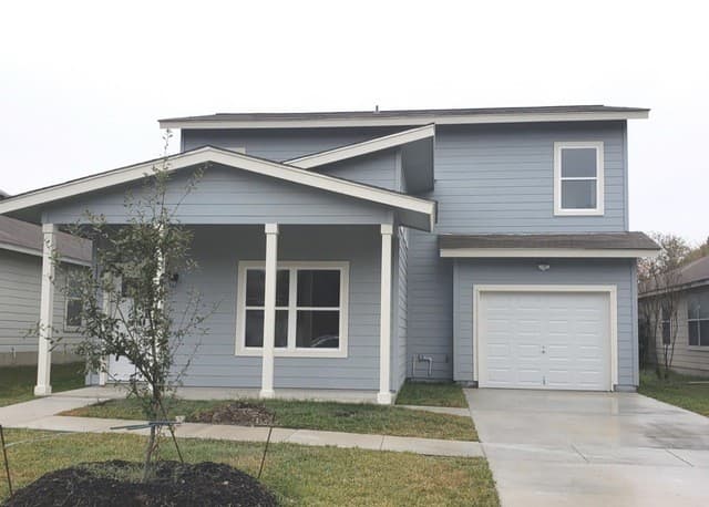 3-bedroom rental at 5735 Canterbury in San Antonio TX