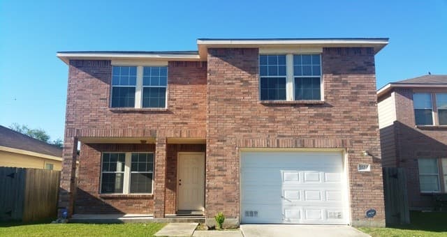 5-bedroom rental at 9722 Liberty Grn in San Antonio TX