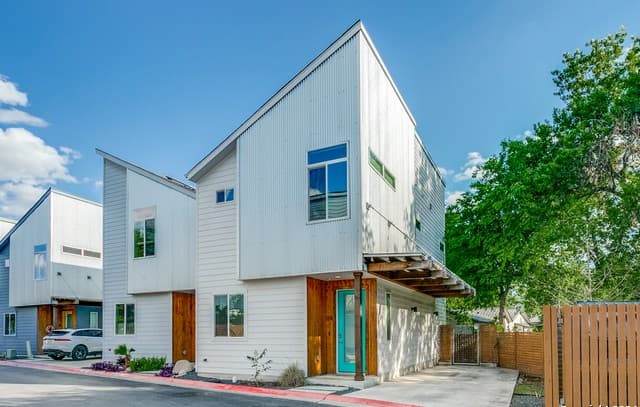 2-bedroom rental at 330 Clay Unit 24 in San Antonio TX