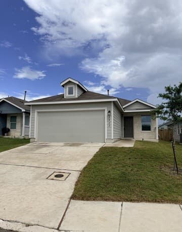 3-bedroom rental at 2822 Millikan Dr in Converse TX