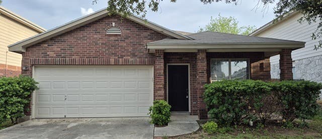 3-bedroom rental at 9035 Foxgrove Way in San Antonio TX
