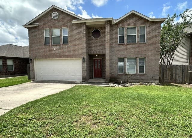 3-bedroom rental at 814 Empresario in San Antonio TX