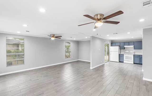 3-bedroom rental at 4334 Hickory Hill Dr in Kirby TX