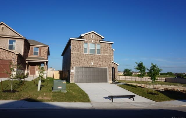 3-bedroom rental at 2610 Green Leaf Way in San Antonio TX