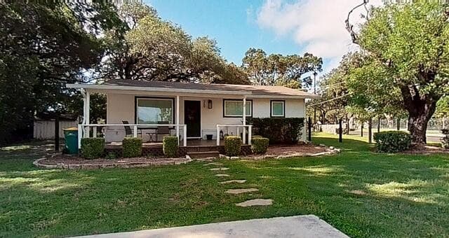 2-bedroom rental at 269 Lohmann St in Boerne TX