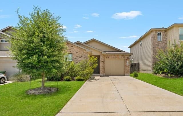 3-bedroom rental at 1035 Western Whipbird in San Antonio TX