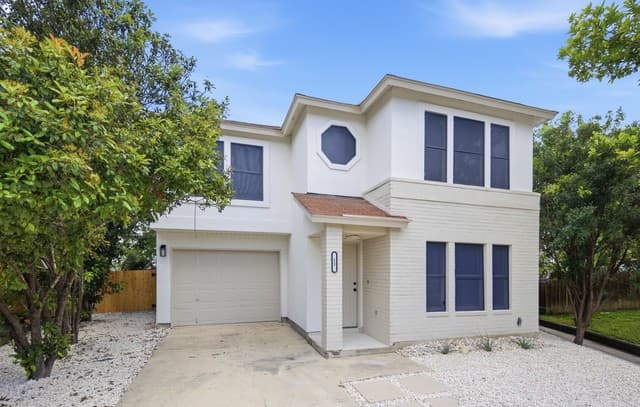 3-bedroom rental at 11 Viaduct Post in San Antonio TX