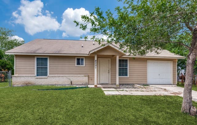 4-bedroom rental at 8501 Spotted Deer in San Antonio TX