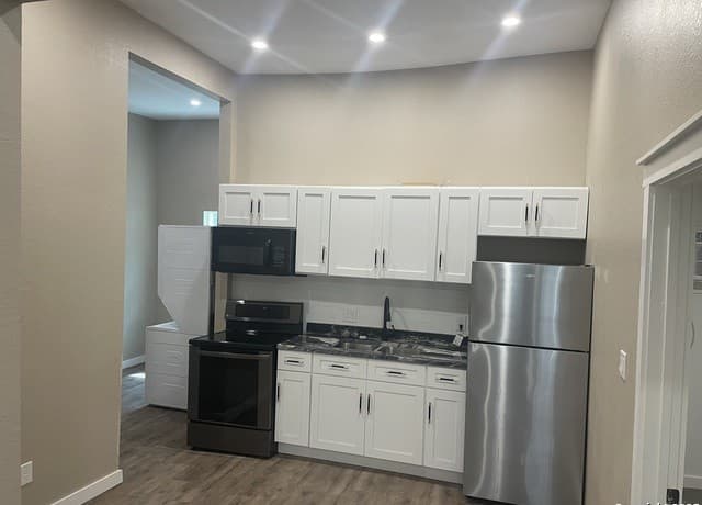 2-bedroom rental at 227 Jackson Unit 102 in San Antonio TX