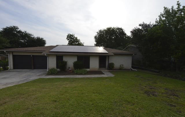2-bedroom rental at 10918 Lands Run St in San Antonio TX