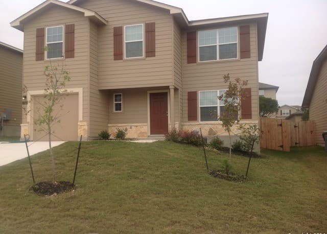 3-bedroom rental at 11511 Goat Peak in San Antonio TX