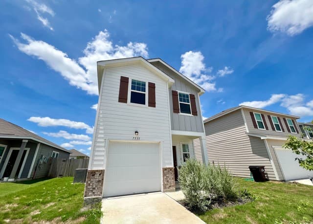 3-bedroom rental at 7535 Guadalupe Peak in San Antonio TX
