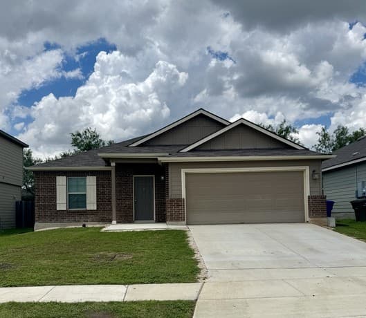 3-bedroom rental at 5539 Pearl Vly in San Antonio TX