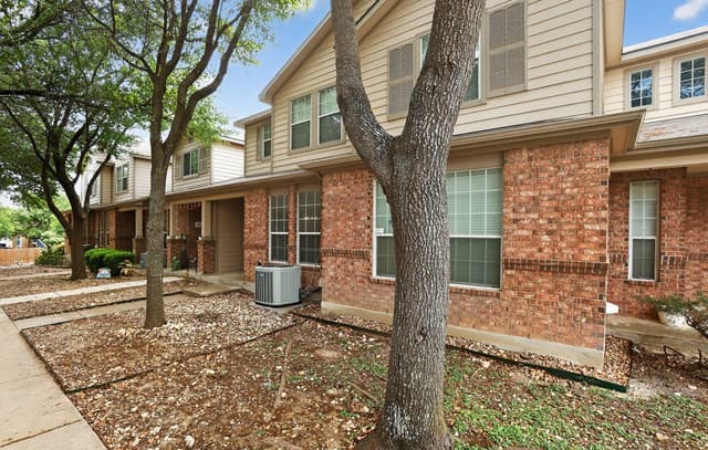 3-bedroom rental at 2608 Grayson Way in San Antonio TX