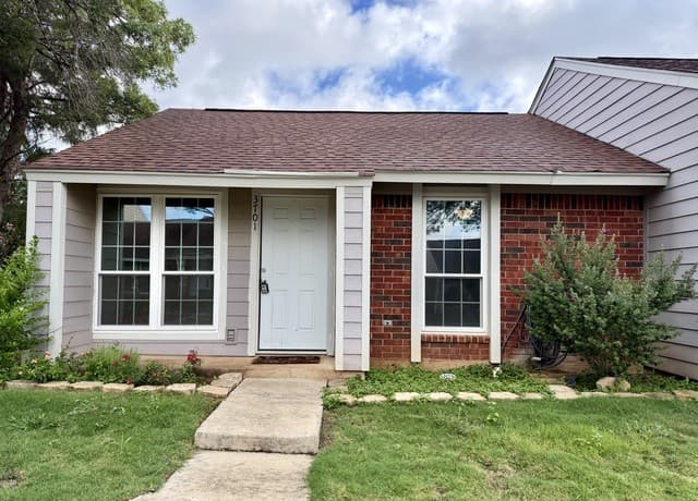1-bedroom rental at 9140 Timber Path Unit 3701 in San Antonio TX