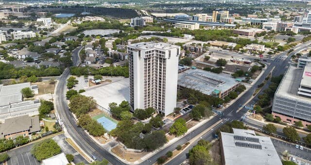 2-bedroom rental at 7701 Wurzbach Rd Unit 1802 in San Antonio TX