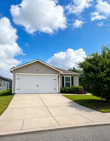 4-bedroom rental at 12251 Siragusa in San Antonio TX