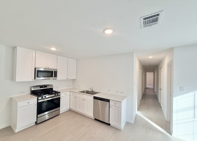 4-bedroom rental at 8604 Eucalyptus Hls in San Antonio TX
