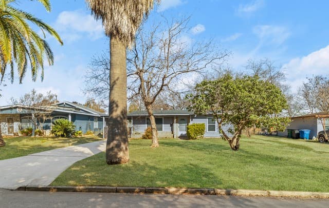3-bedroom rental at 339 Creath Pl in San Antonio TX