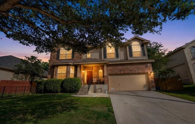 4-bedroom rental at 16954 Darien Wing in San Antonio TX