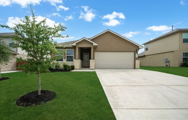 4-bedroom rental at 515 Diamond Shoals in Cibolo TX