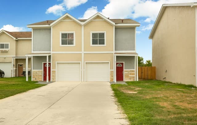 3-bedroom rental at 8611 Key Windy Way Unit 2 in Converse TX