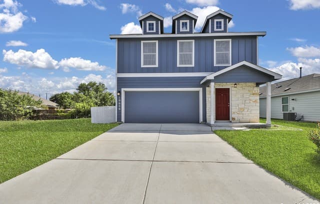 4-bedroom rental at 10626 Mcclintock Dr in Converse TX
