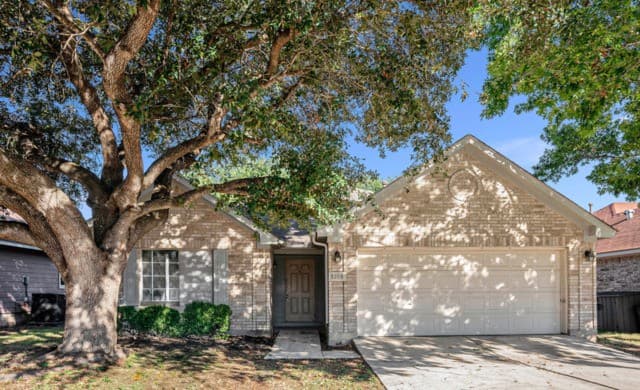 3-bedroom rental at 8206 Coppergate in Converse TX