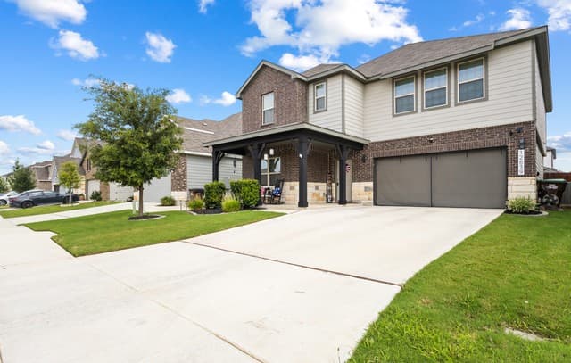 5-bedroom rental at 12639 Tucana in San Antonio TX