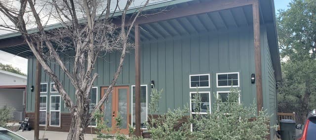 3-bedroom rental at 407 Lamplight in Spring Branch TX