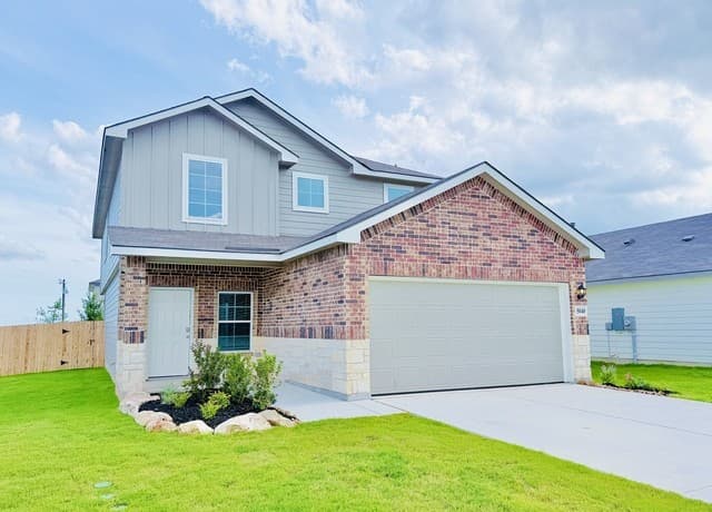 4-bedroom rental at 5040 Pitch Mark in San Antonio TX