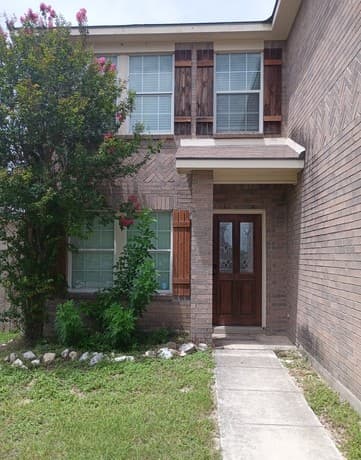 4-bedroom rental at 11215 Dublin Trce in San Antonio TX