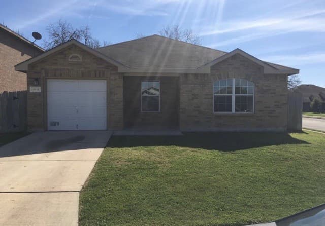4-bedroom rental at 10646 S Shaenridge in San Antonio TX
