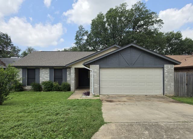 3-bedroom rental at 5647 Timberhurst in San Antonio TX