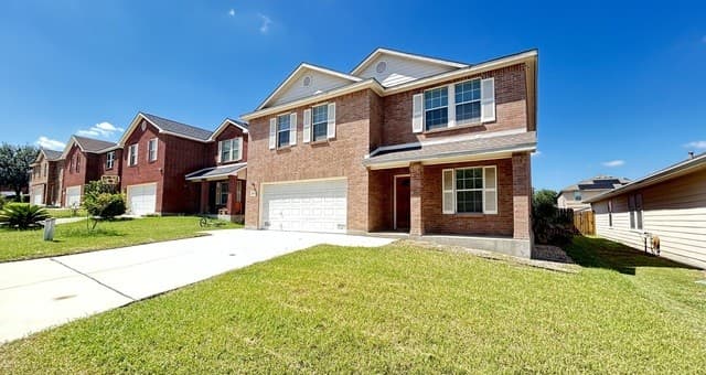 4-bedroom rental at 11011 Dublin Fld in San Antonio TX