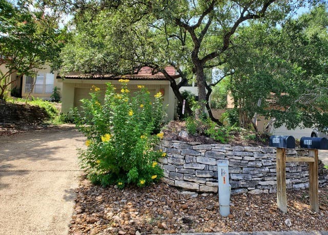 2-bedroom rental at 3805 Lomita in San Antonio TX