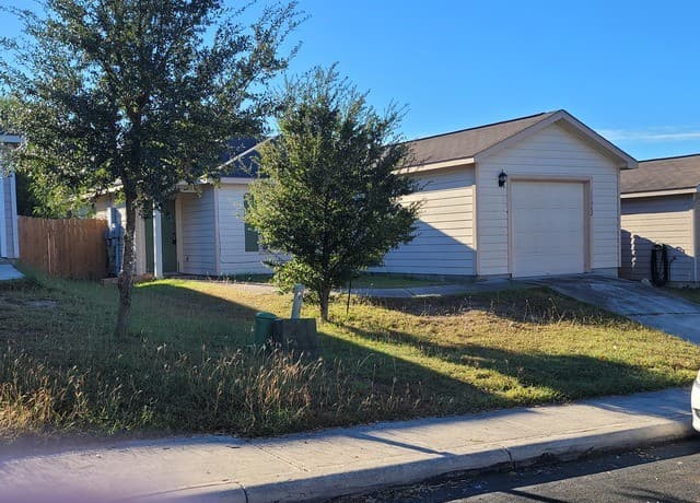 3-bedroom rental at 11362 Fire Cyn in San Antonio TX