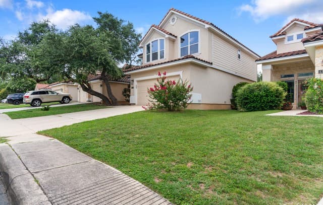 3-bedroom rental at 1331 Pinnacle in San Antonio TX