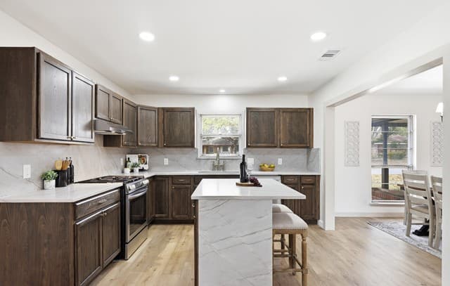 4-bedroom rental at 426 Zephyr Dr in Windcrest TX