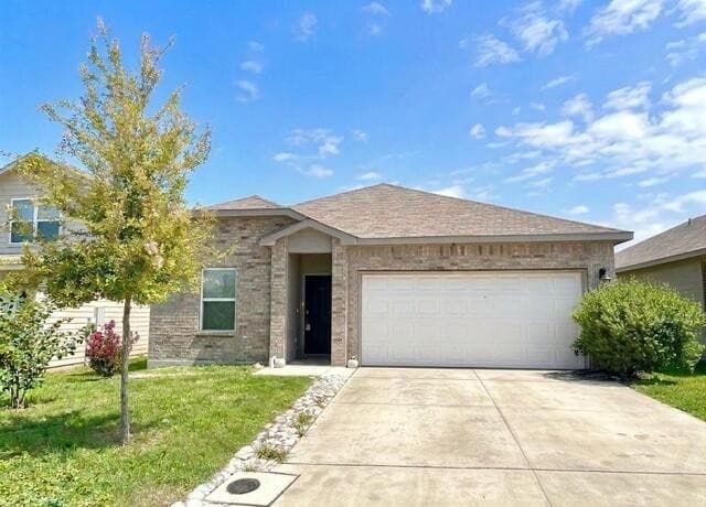 3-bedroom rental at 7409 Capricorn Way in Converse TX