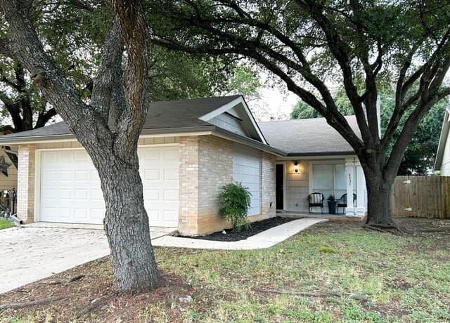 2-bedroom rental at 9531 Bowen Dr in San Antonio TX