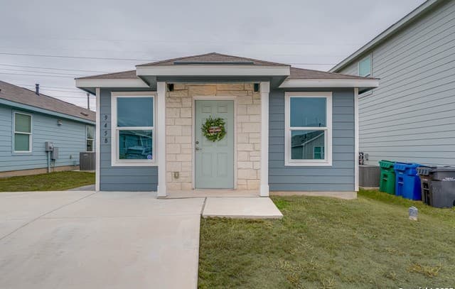 3-bedroom rental at 9458 Tarbutton Trail in San Antonio TX
