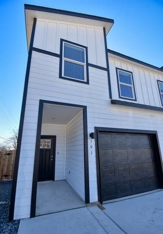 3-bedroom rental at 6219 Oakland Rdg Unit 101 in San Antonio TX