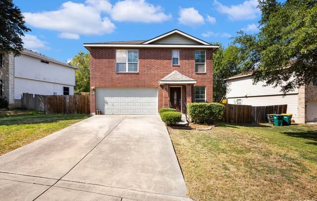 4-bedroom rental at 9111 Spiral Woods in Universal City TX