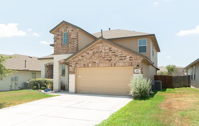 5-bedroom rental at 608 Smooth Wine in Cibolo TX